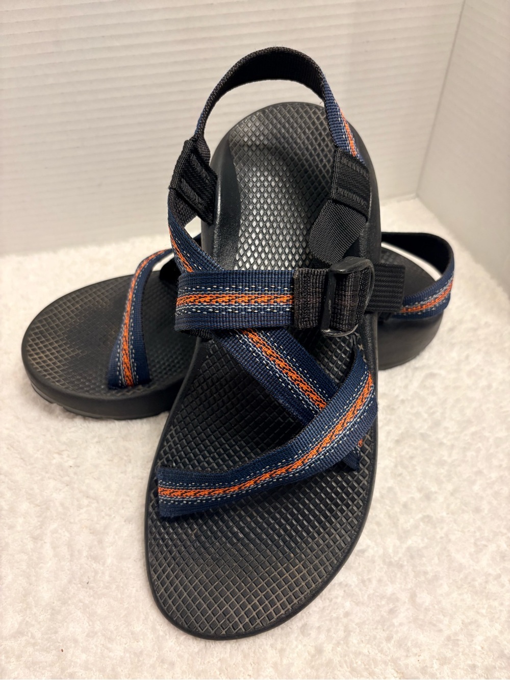 Chaco Men’s Z1 Classic Navy/Orange Strappy Sport Sandals Vibram Sole Size 10